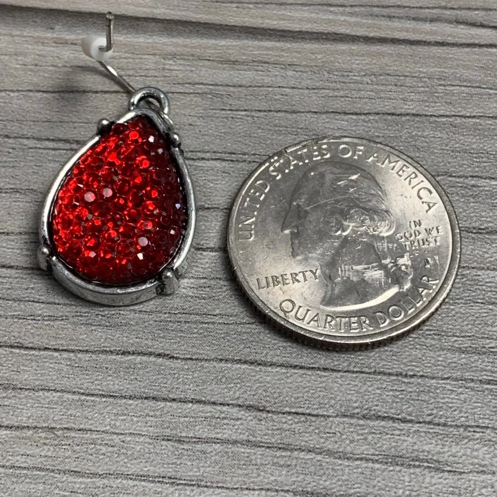 Red Teardrop Druzy Dangle Earrings Silver Tone Fishhook Sparkly Red 3800